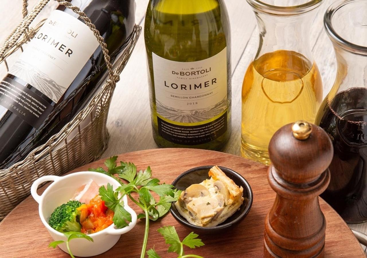 Hotel Emisia Sapporo Ngoại thất bức ảnh A bottle of Lorimer